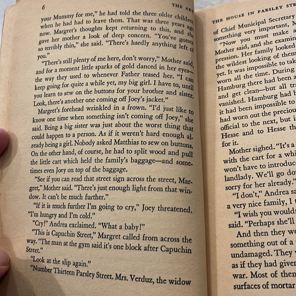 Vintage Book 1953 The Ark by Margot Benary-Isbert - Picture 9 of 13